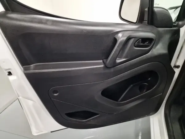 Citroën Berlingo 1.6 BLUEHDI GPS IVA DEDUTIVEL 53