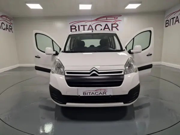 Citroën Berlingo 1.6 BLUEHDI 5 LUGARES 12
