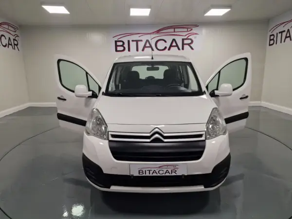 Citroën Berlingo 1.6 BLUEHDI 5 LUGARES 13