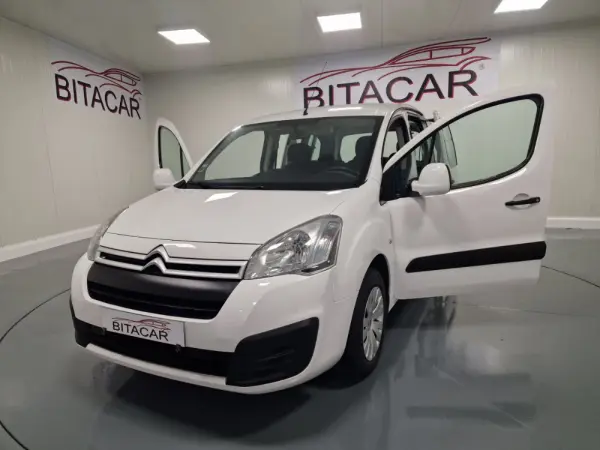 Citroën Berlingo 1.6 BLUEHDI 5 LUGARES 16