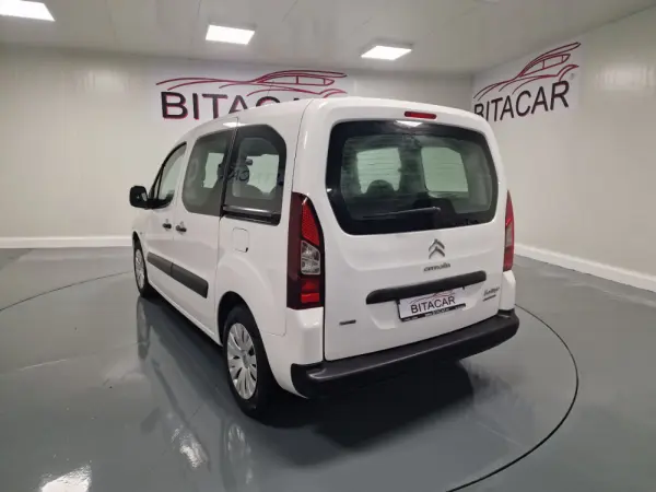 Citroën Berlingo 1.6 BLUEHDI 5 LUGARES 17