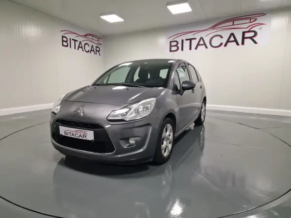 Citroën C3 1.4 HDI TETO PANORÂMICO 11