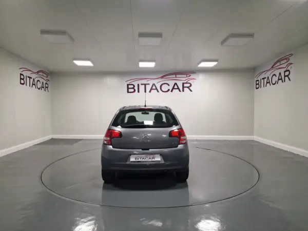 Citroën C3 1.4 HDI TETO PANORÂMICO 16