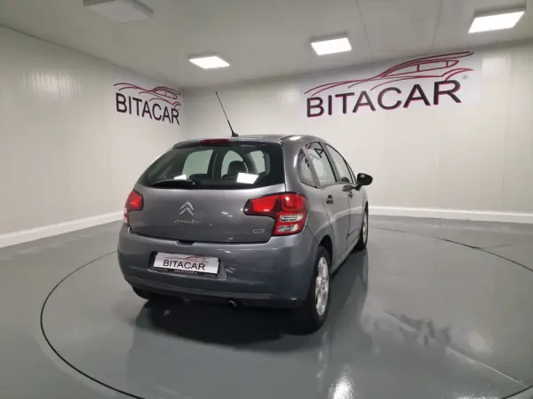 Citroën C3 1.4 HDI TETO PANORÂMICO 17
