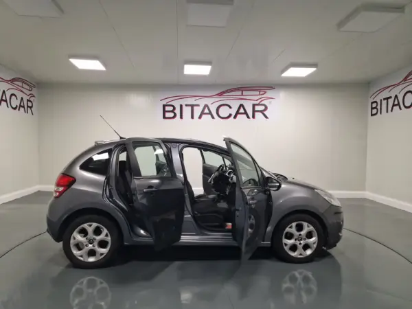 Citroën C3 1.4 HDI TETO PANORÂMICO 34