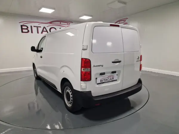 Citroën Jumpy 1.6 BlueHDi M Confort 22