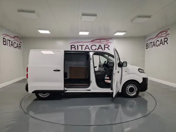 Citroën Jumpy 1.6 BlueHDi M Confort 36