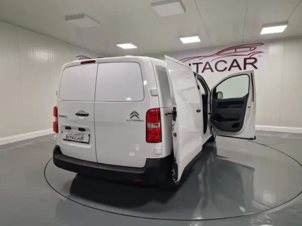 Citroën Jumpy 1.6 BlueHDi M Confort 39