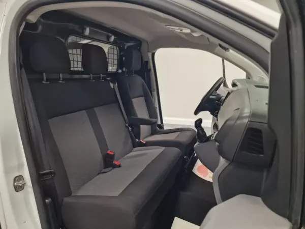 Citroën Jumpy 1.6 BlueHDi M Confort 40