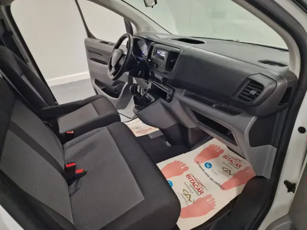 Citroën Jumpy 1.6 BlueHDi M Confort 43