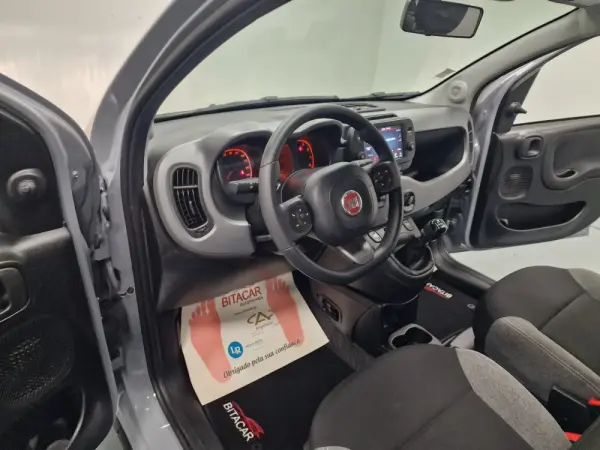 Fiat Panda 1.0 HYBRID CITY LIFE 57