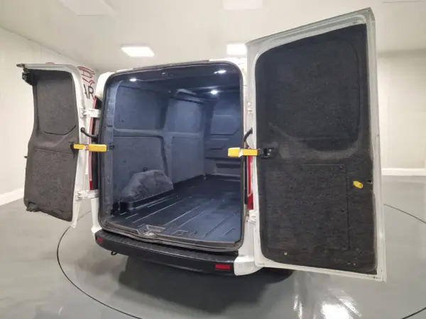 Ford Transit Custom 310L1 2.0 TDCi H1-Tecto Baixo Trend 40