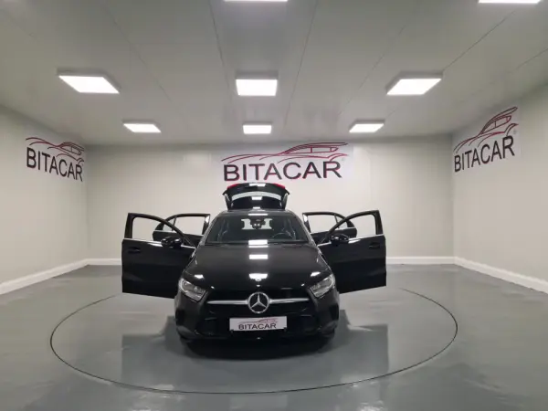 Mercedes-Benz A 180 d Style Plus Aut. 11