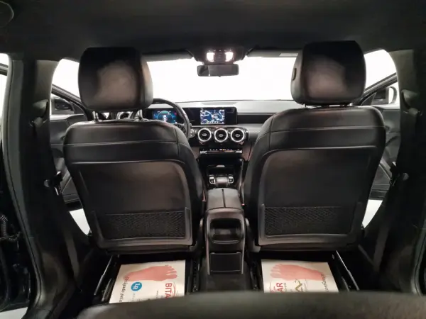 Mercedes-Benz A 180 d Style Plus Aut. 26