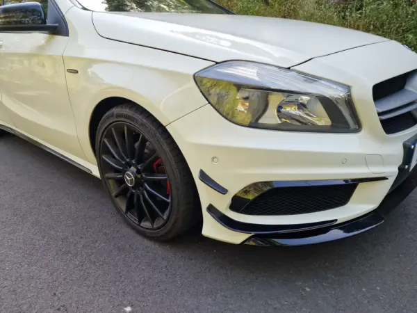 Mercedes-Benz A 180 d AMG Line 5