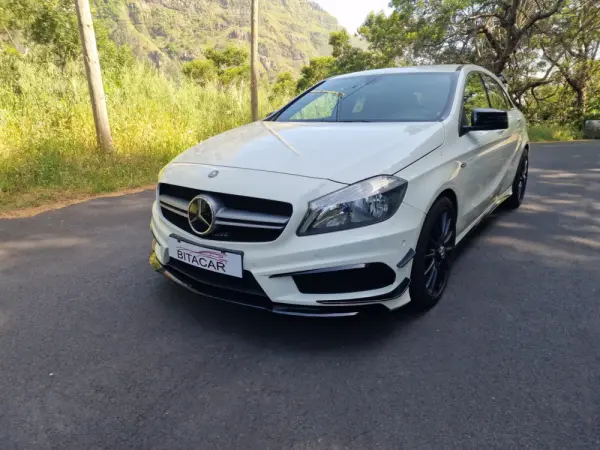 Mercedes-Benz A 180 d AMG Line 11