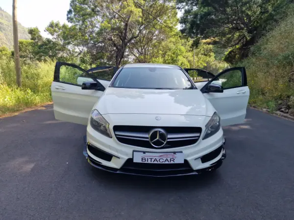 Mercedes-Benz A 180 d AMG Line 15