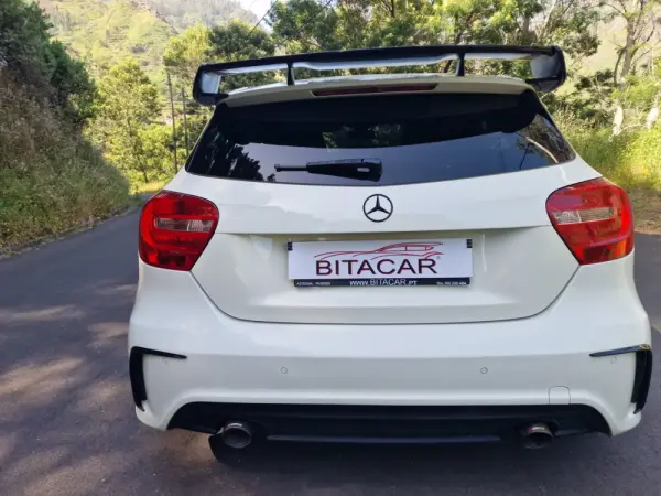 Mercedes-Benz A 180 d AMG Line 22