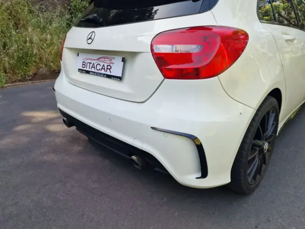 Mercedes-Benz A 180 d AMG Line 25