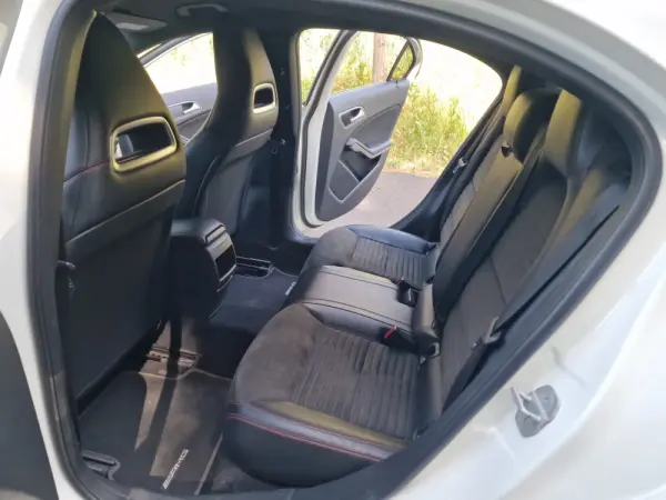 Mercedes-Benz A 180 d AMG Line 46