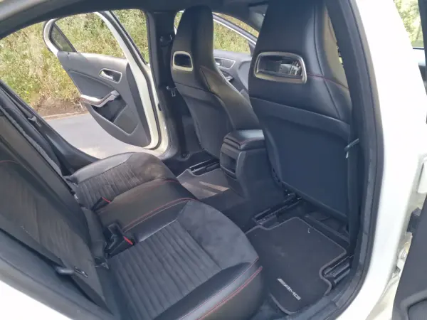 Mercedes-Benz A 180 d AMG Line 56