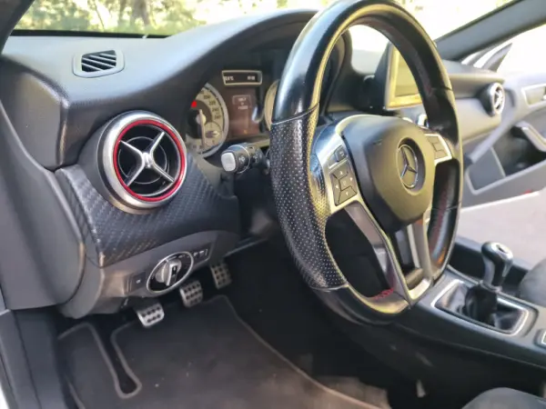 Mercedes-Benz A 180 d AMG Line 69