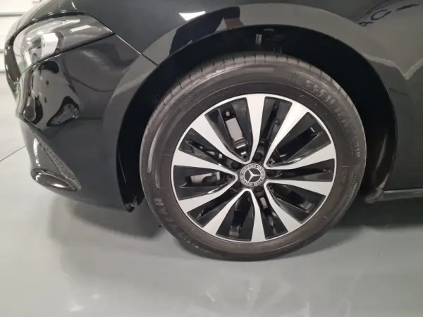 Mercedes-Benz A 250 E STYLE PLUS Hibrido Plug-In 15