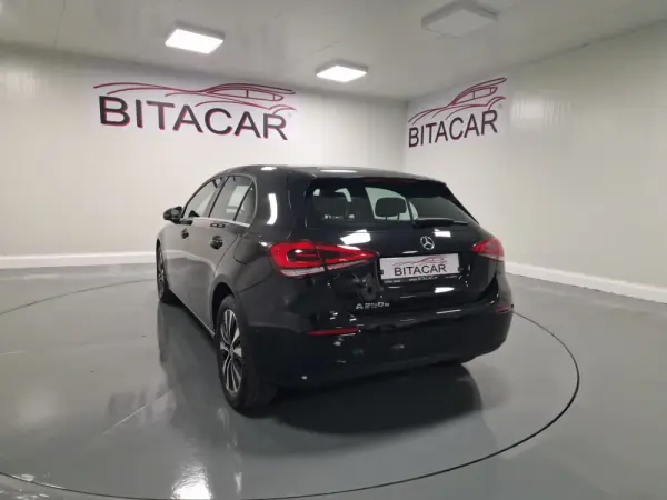 Mercedes-Benz A 250 E STYLE PLUS Hibrido Plug-In 22