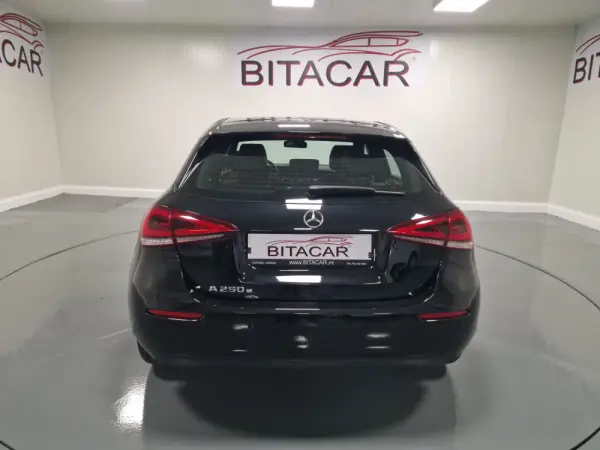 Mercedes-Benz A 250 E STYLE PLUS Hibrido Plug-In 40