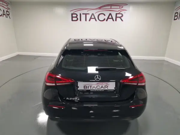 Mercedes-Benz A 250 E STYLE PLUS Hibrido Plug-In 41