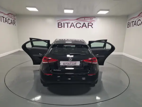 Mercedes-Benz A 250 E STYLE PLUS Hibrido Plug-In 61