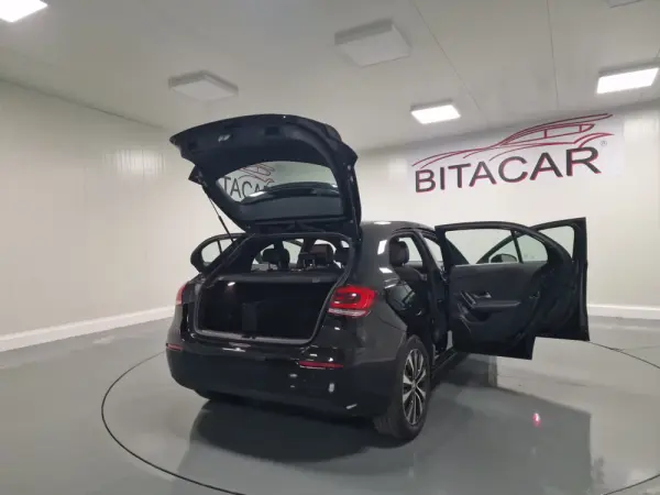 Mercedes-Benz A 250 E STYLE PLUS Hibrido Plug-In 66