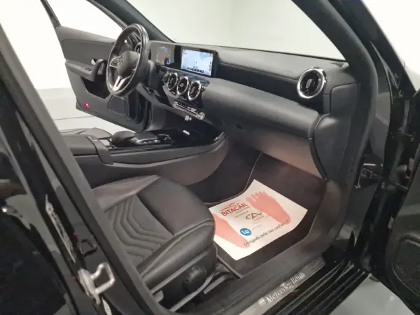 Mercedes-Benz A 250 E STYLE PLUS Hibrido Plug-In 96