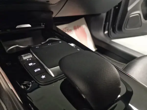 Mercedes-Benz A 250 E STYLE PLUS Hibrido Plug-In 147