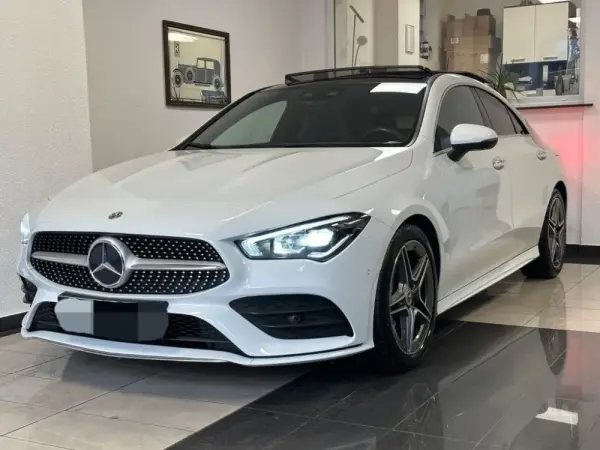 Mercedes-Benz CLA 220 d AMG Line Aut. 2