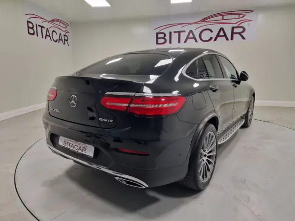 Mercedes-Benz GLC 250 COUPE AMG LINE 4-MATIC AUT. 29