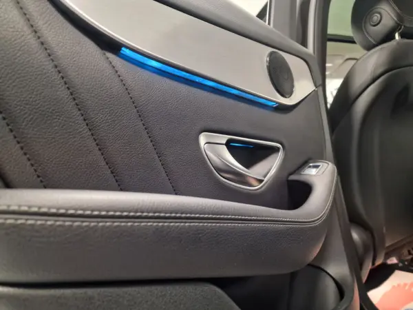 Mercedes-Benz GLC 250 COUPE AMG LINE 4-MATIC AUT. 42