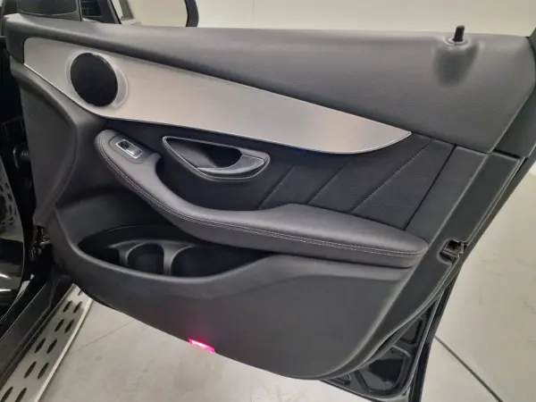 Mercedes-Benz GLC 250 COUPE AMG LINE 4-MATIC AUT. 58