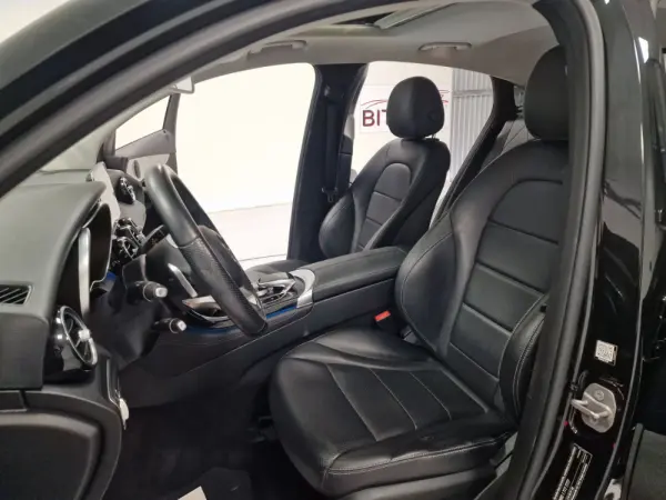 Mercedes-Benz GLC 250 COUPE AMG LINE 4-MATIC AUT. 69