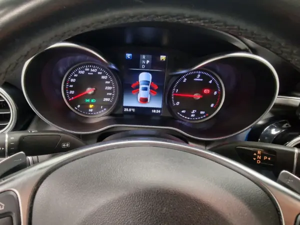 Mercedes-Benz GLC 250 COUPE AMG LINE 4-MATIC AUT. 81