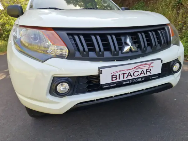 Mitsubishi L200 2.3 DI-D CD Invite 2WD 7