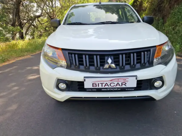 Mitsubishi L200 2.3 DI-D CD Invite 2WD 9