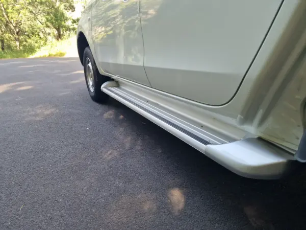 Mitsubishi L200 2.3 DI-D CD Invite 2WD 16