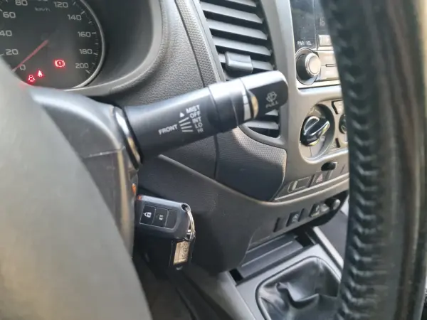 Mitsubishi L200 2.3 DI-D CD Invite 2WD 57