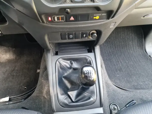 Mitsubishi L200 2.3 DI-D CD Invite 2WD 62