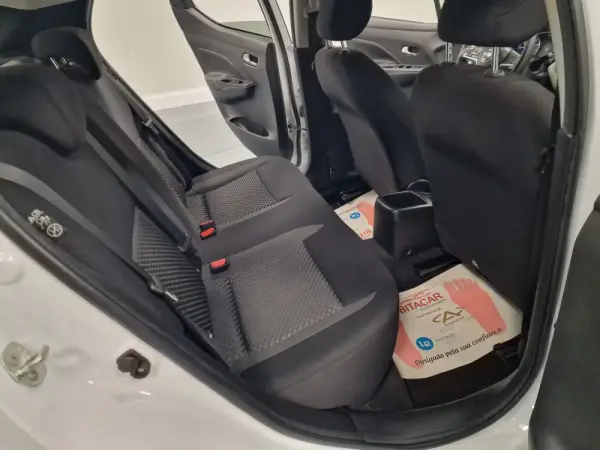 Nissan Micra 1.0 IG-T N-Connecta 50