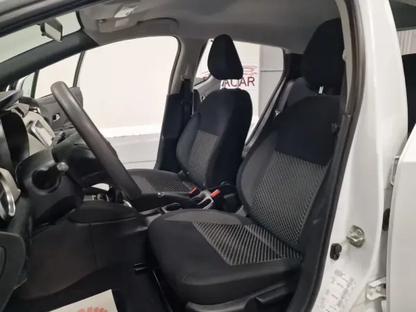 Nissan Micra 1.0 IG-T N-Connecta 60