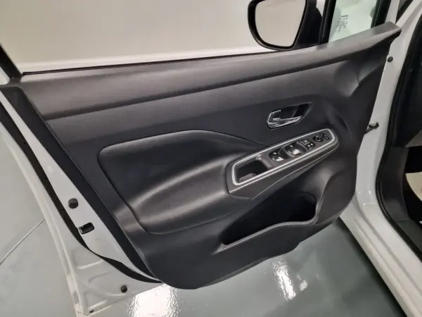 Nissan Micra 1.0 IG-T N-Connecta 61