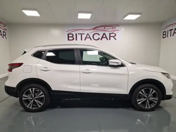 Nissan Qashqai 1.5 dCi N-Connecta 27