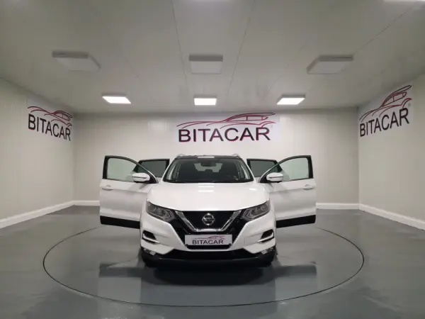 Nissan Qashqai 1.5 dCi N-Connecta 30